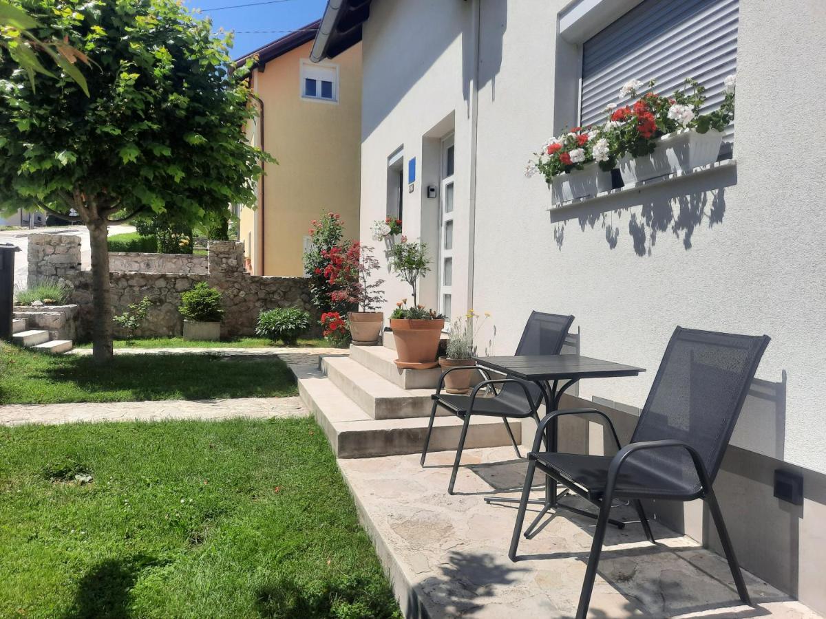 Studio Apartman Marta Korenica Zewnętrze zdjęcie