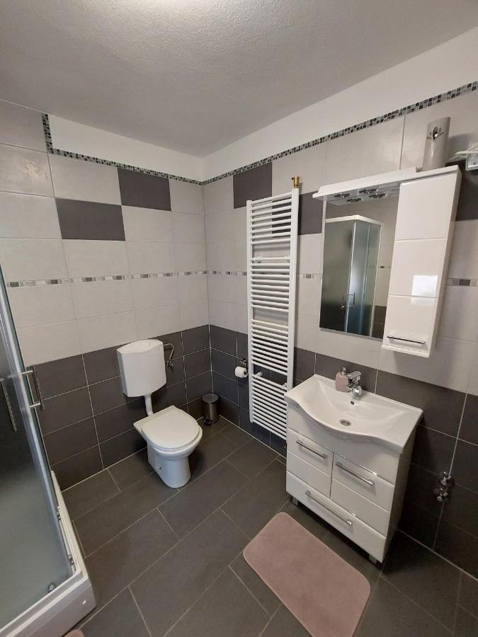 Studio Apartman Marta Korenica Zewnętrze zdjęcie